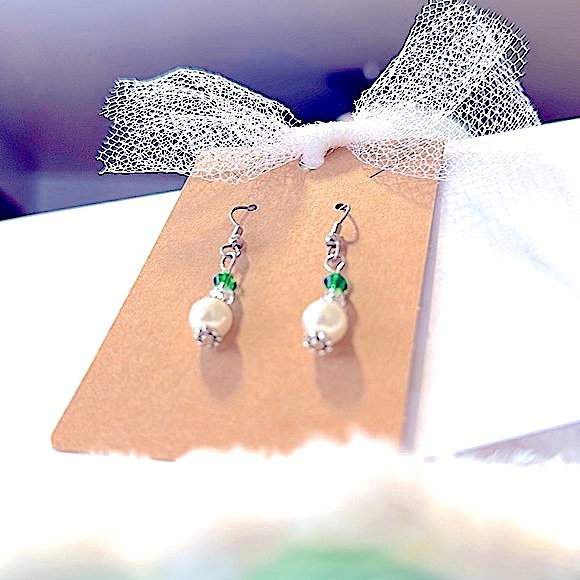 Beautiful Handmade Jewelry & Gift Beaded Dangle Earrings, Pearl+Green Glass Bead - Picture 8 of 16